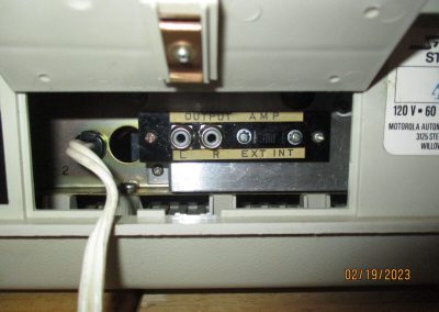 1968 Motorola Solid State Portable 8-Track Player CS705 - s l16007